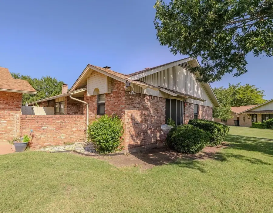 5 COURT CAPISTRANO, Wichita Falls, TX 76310 - #3