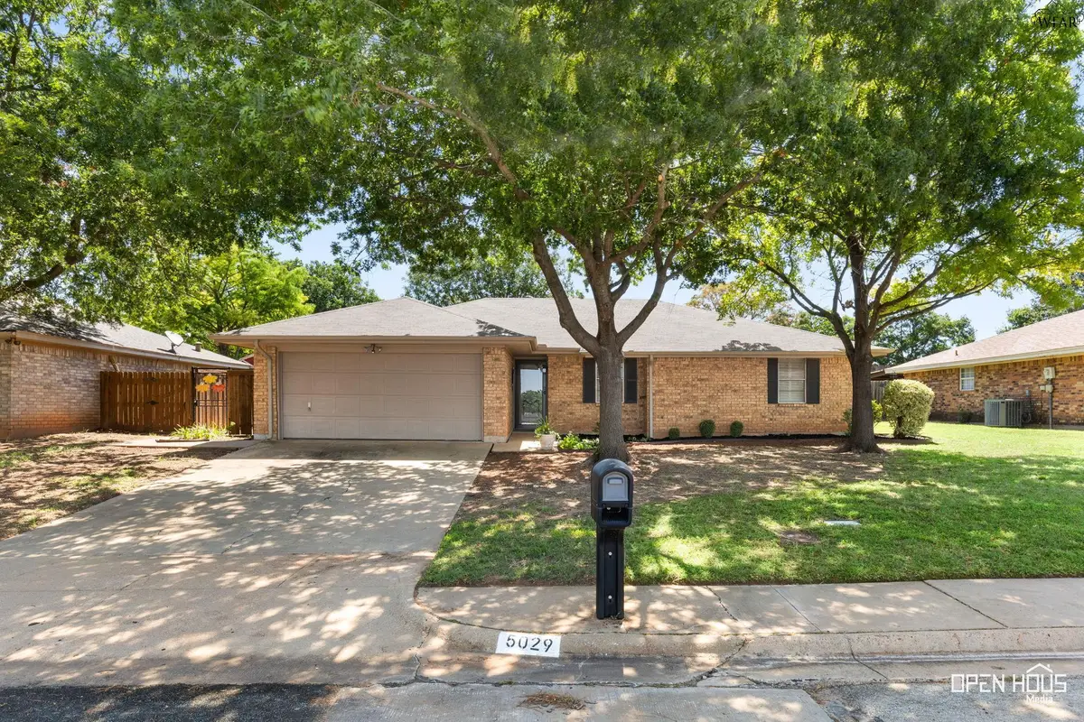 5029 EASTRIDGE DRIVE, Wichita Falls, TX 76302 - #1