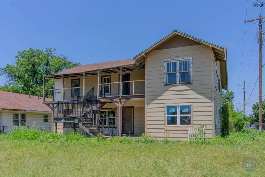 1428 TEXAS STREET, Vernon, TX 76384 - #2