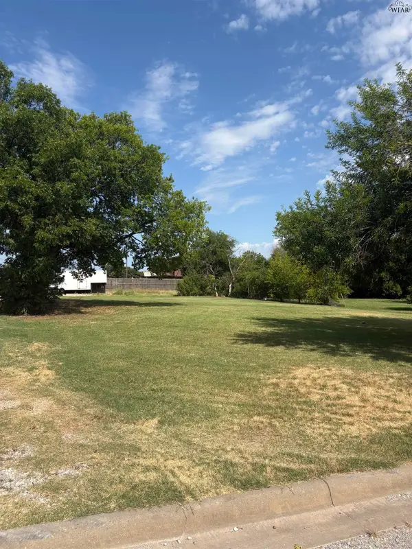 1003 WOLCOTT LANE, Wichita Falls, TX 76306
