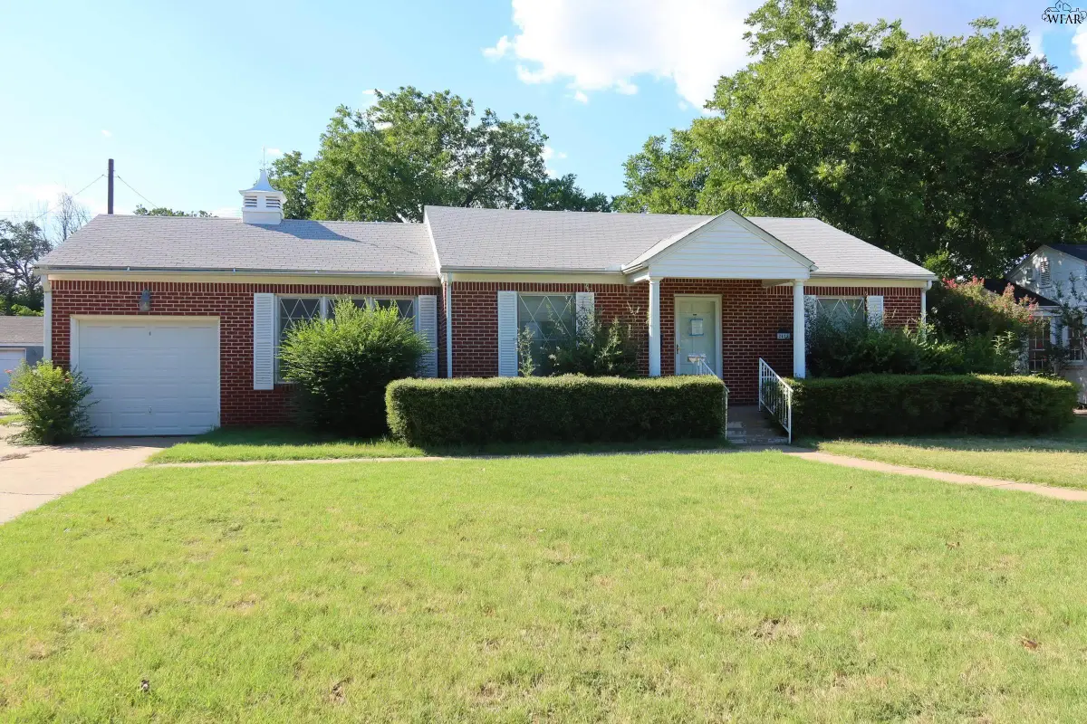 2418 SPEEDWAY AVENUE, Wichita Falls, TX 76308 - #1