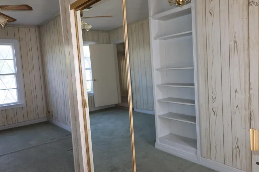 2418 SPEEDWAY AVENUE, Wichita Falls, TX 76308 - #3