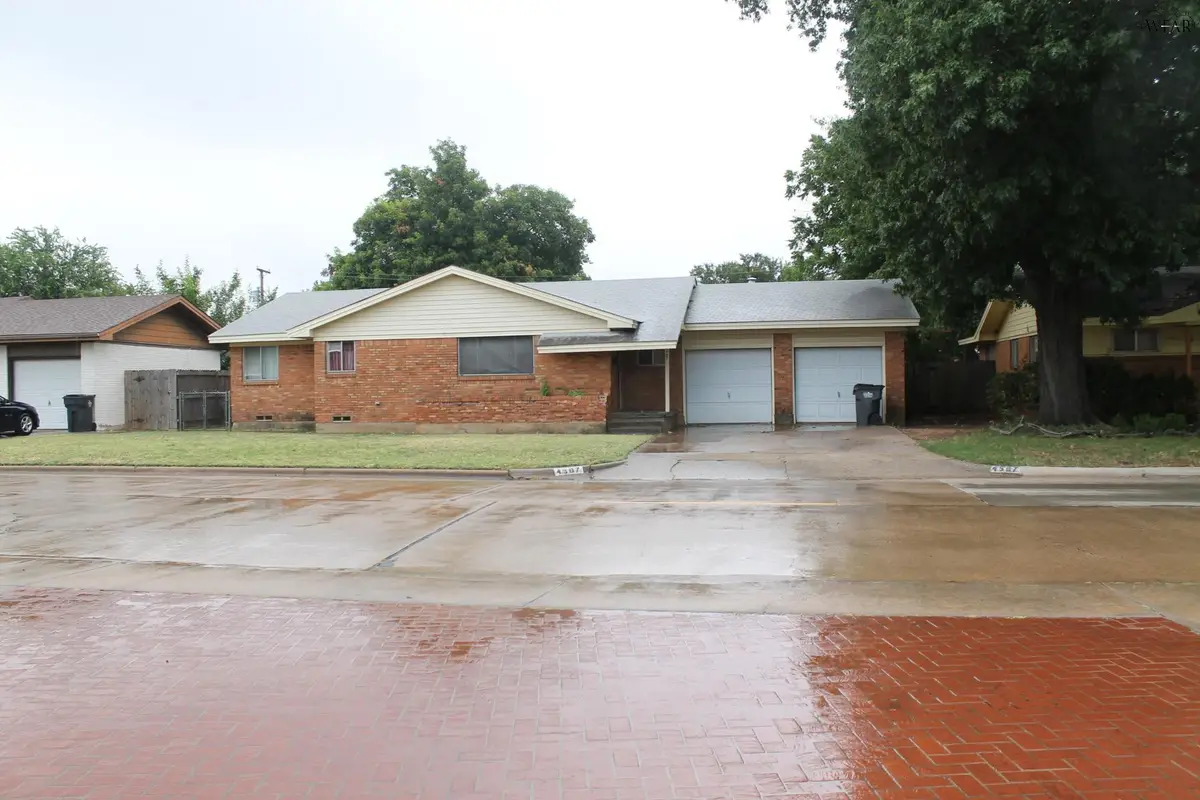 4907 LAKE PARK DRIVE, Wichita Falls, TX 76302 - #1
