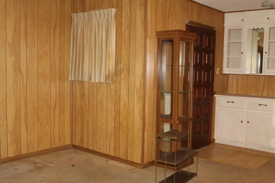 4907 LAKE PARK DRIVE, Wichita Falls, TX 76302 - #3