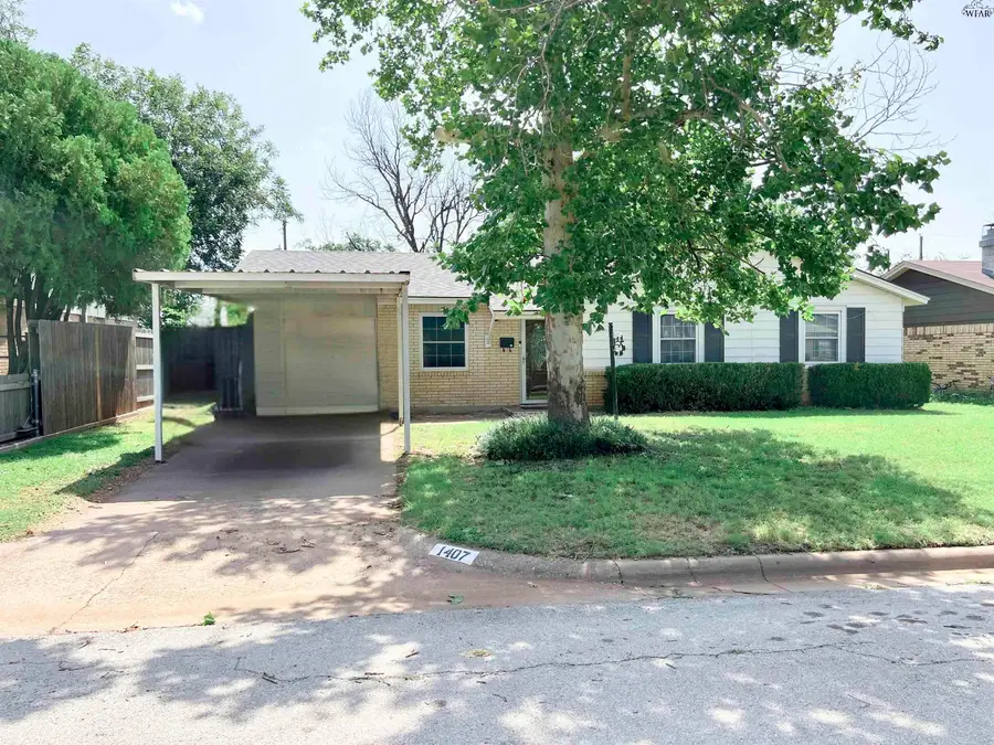 1407 RUIDOSA DRIVE, Wichita Falls, TX 76306 - #2