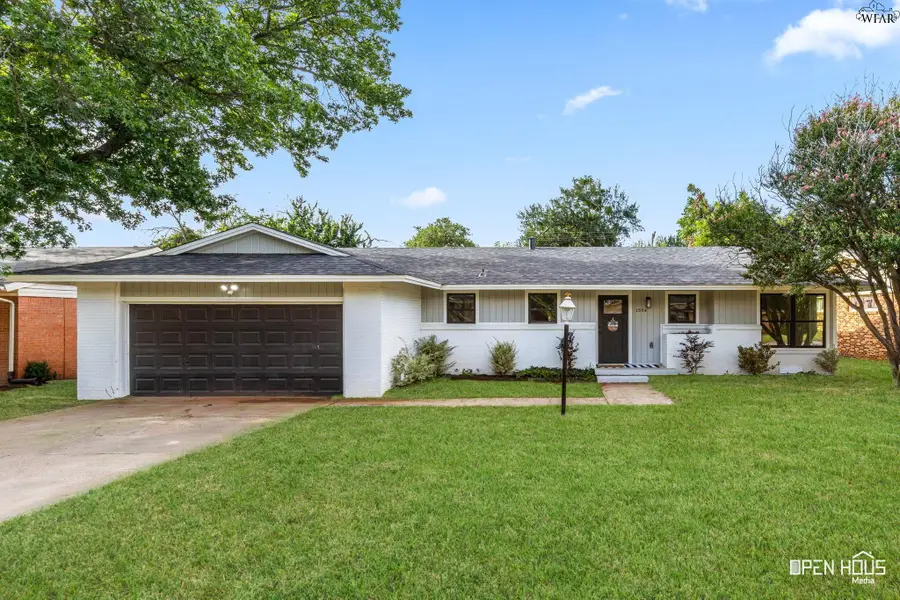 1554 MESQUITE STREET, Wichita Falls, TX 76302 - #2