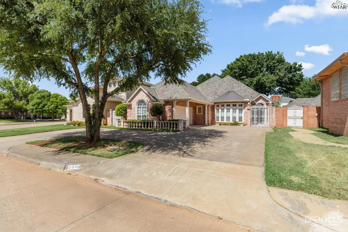 2009 PEACHTREE LANE, Wichita Falls, TX 76308 - #1