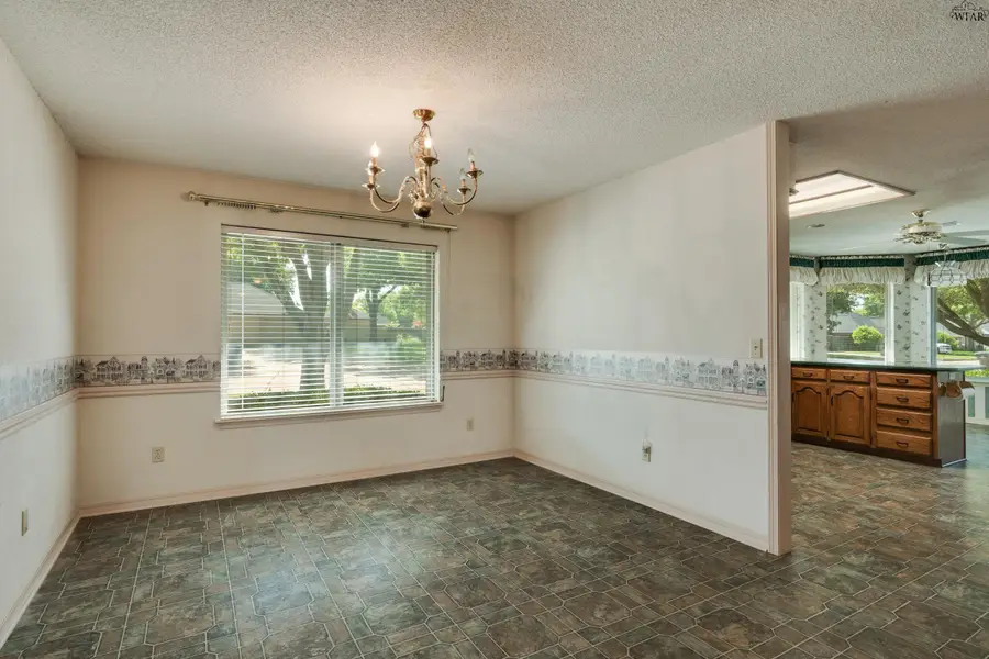 3000 LOMBARD DRIVE, Wichita Falls, TX 76309 - #3