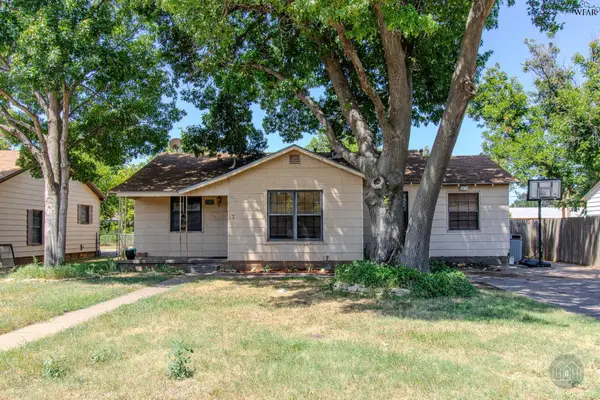2230 14TH STREET, Vernon, TX 76384