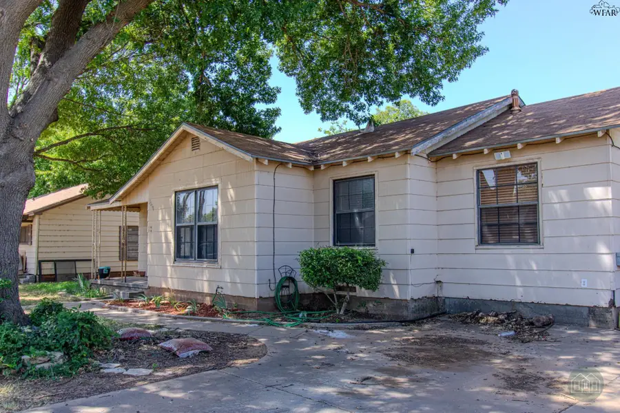 2230 14TH STREET, Vernon, TX 76384 - #3