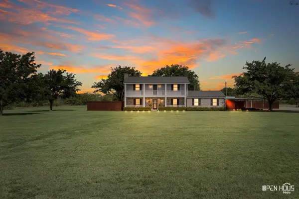 1001 E OLIVE STREET, Holliday, TX 76366