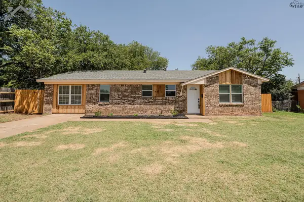 1431 PHOENIX DRIVE, Wichita Falls, TX 76306