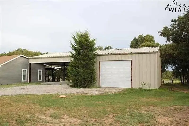 126 COUNTRY CLUB DRIVE, Nocona, TX 76255 - #3