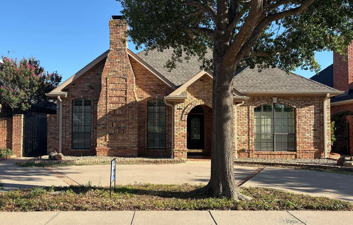 12 HYDE PARK COURT, Wichita Falls, TX 76309 - #1