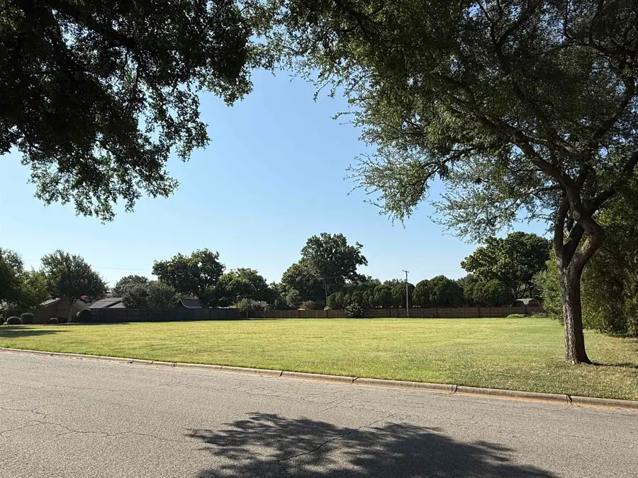 2311 IRVING PLACE, Wichita Falls, TX 76308 - #2