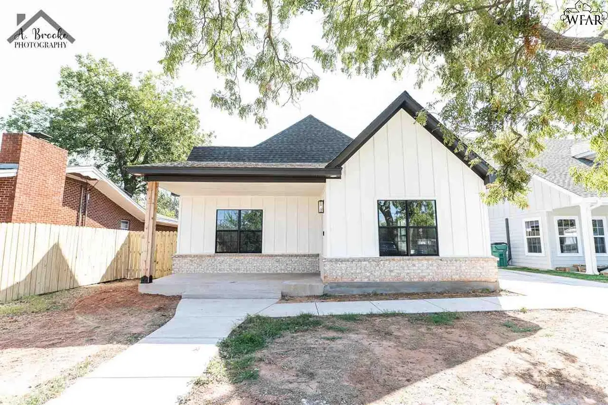 103 W ALDINE STREET, Iowa Park, TX 76367 - #1
