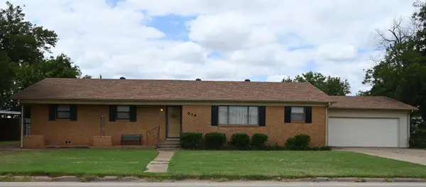 606 S WALNUT STREET, Holliday, TX 76366