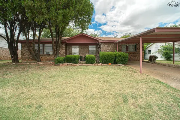 1614 RED FOX ROAD, Wichita Falls, TX 76306
