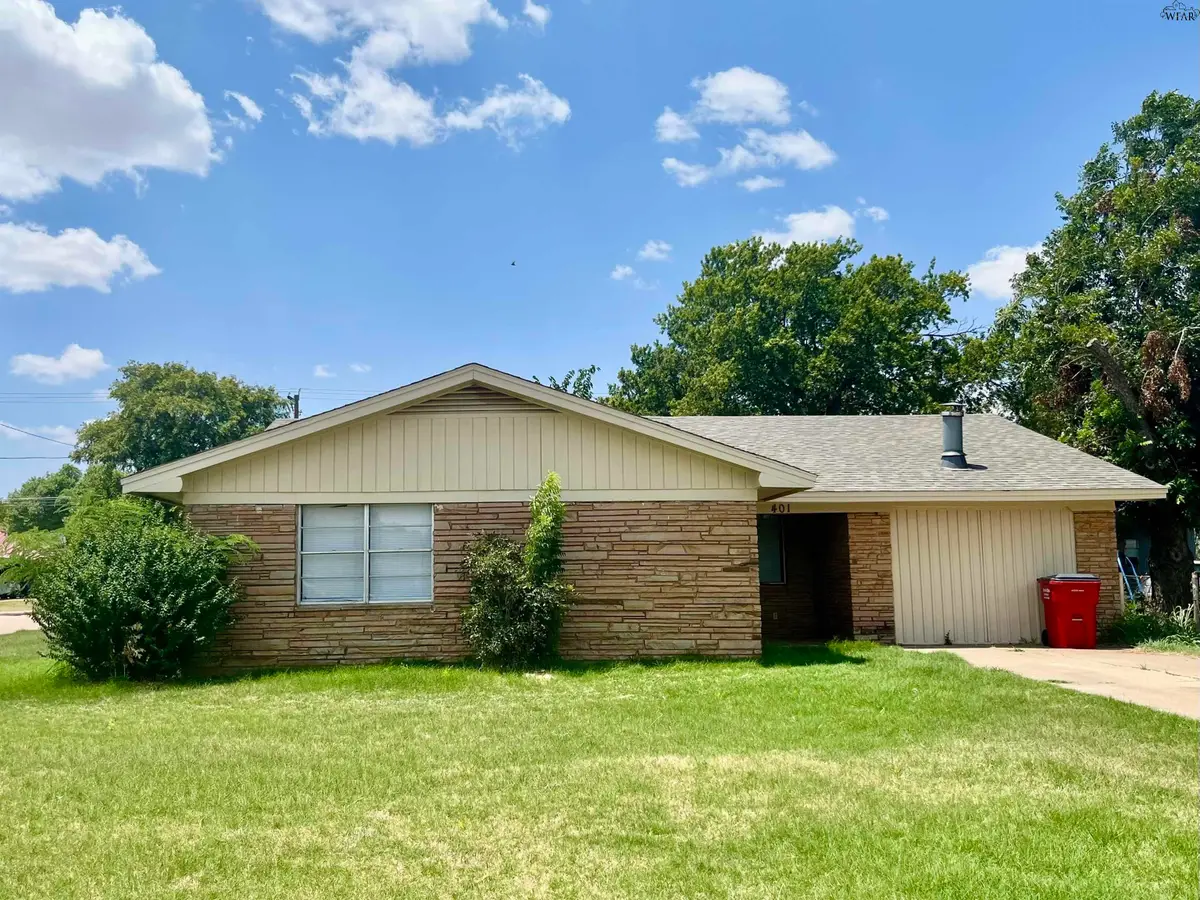 401 N WEST AVENUE, Holliday, TX 76366 - #1