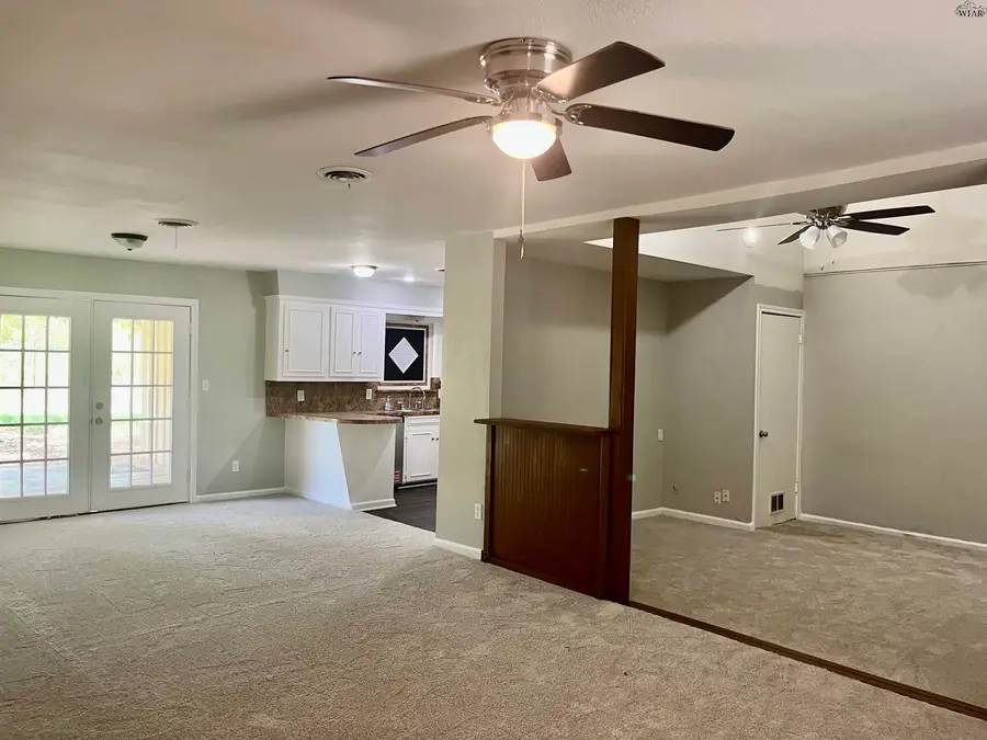 401 N WEST AVENUE, Holliday, TX 76366 - #2