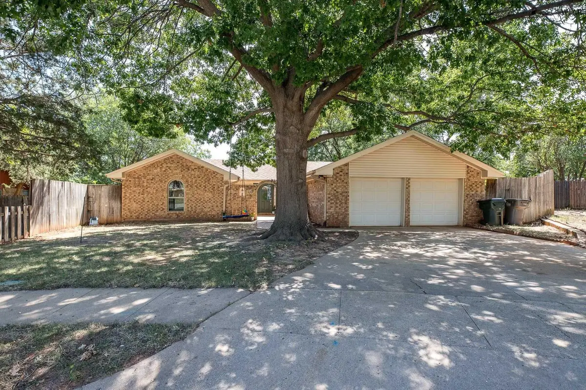 6 LACKLAND CIRCLE, Wichita Falls, TX 76306 - #1