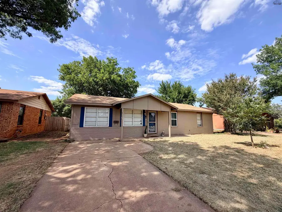 5102 KINGSTON DRIVE, Wichita Falls, TX 76310 - #2