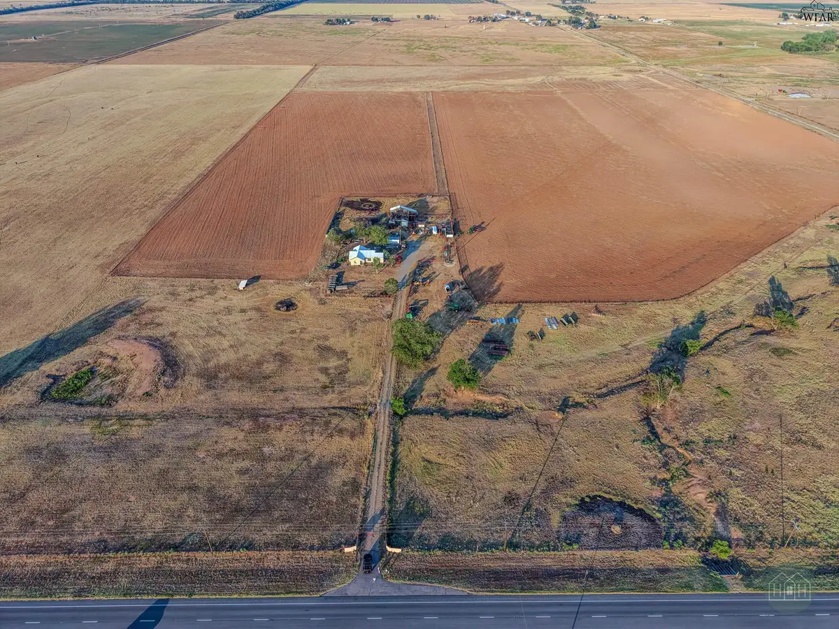 17240 HWY 283, Vernon, TX 76384 - #1