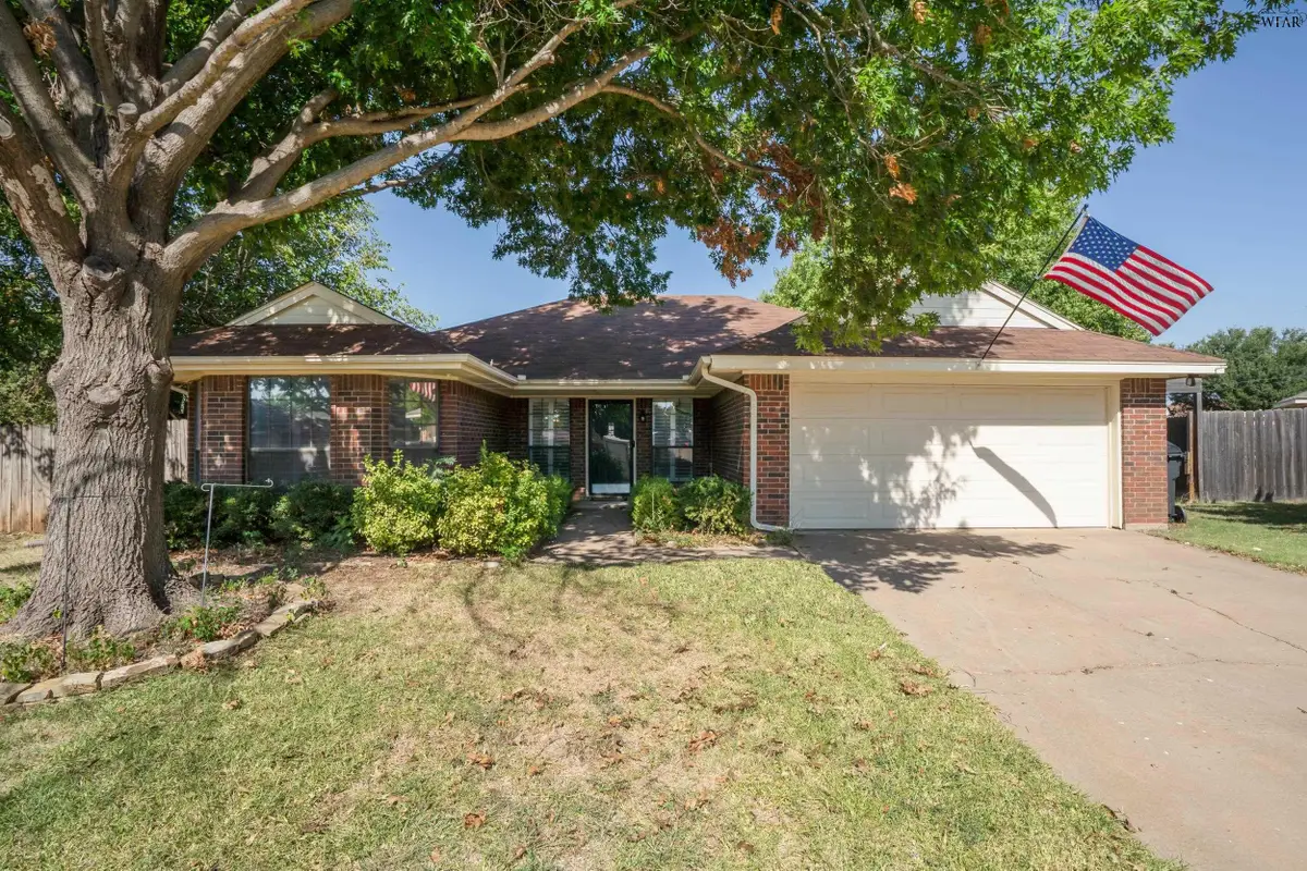 8 TUMBLEWEED COURT, Wichita Falls, TX 76310 - #1