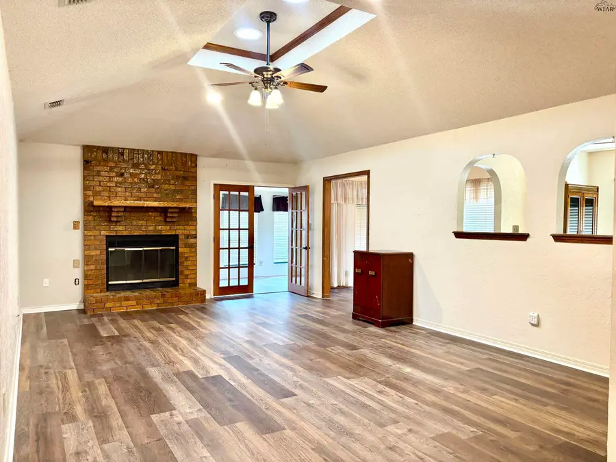 2703 SHEPHERDS GLEN, Wichita Falls, TX 76308 - #3