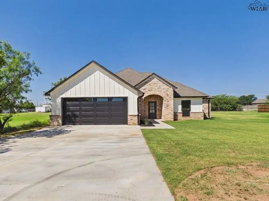 6619 SOUTHWEST PARKWAY, Wichita Falls, TX 76310 - #2