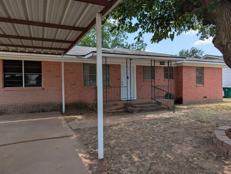 1004 E BEVERLY DRIVE, Burkburnett, TX 76354-5243 - #3