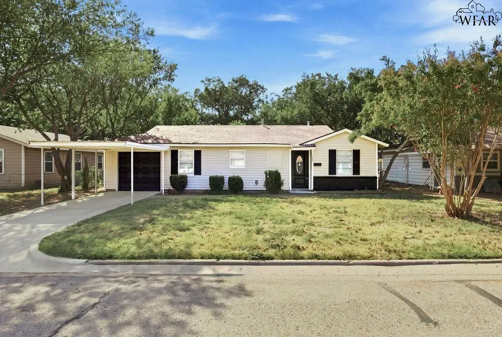 1427 TANBARK ROAD, Wichita Falls, TX 76306 - #1