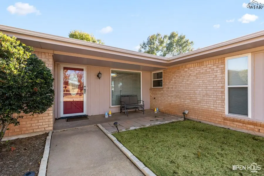 4315 S LEIGHTON CIRCLE, Wichita Falls, TX 76309 - #2