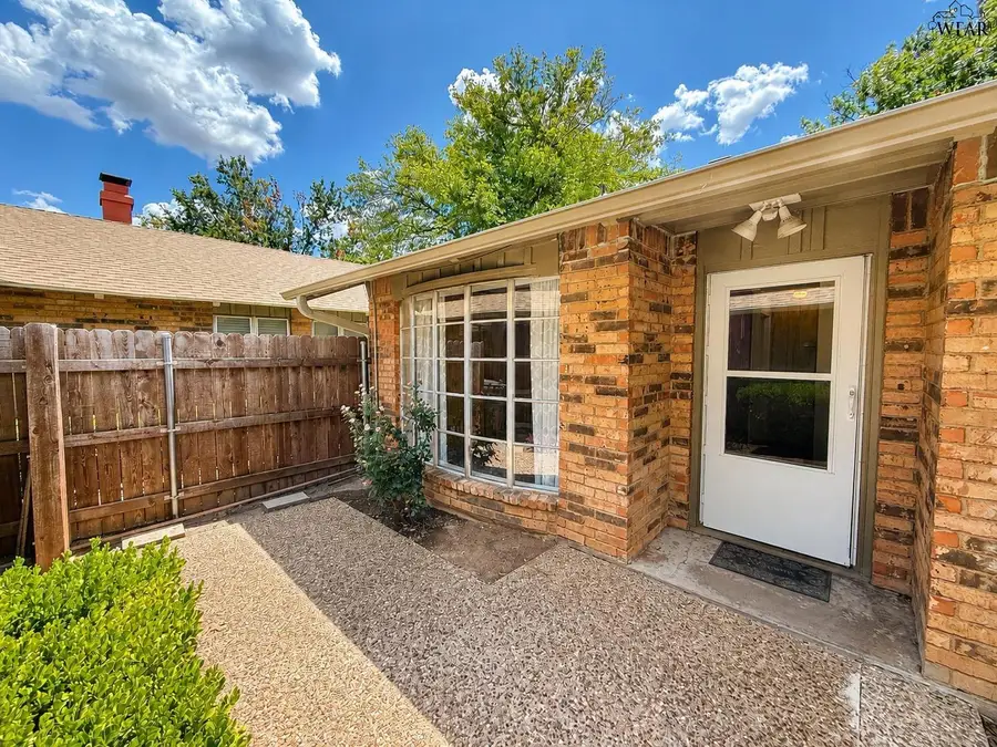 4500 SPANISH TRACE, Wichita Falls, TX 76310 - #3