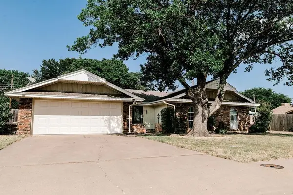 12 FAWNWOOD COURT, Wichita Falls, TX 76310