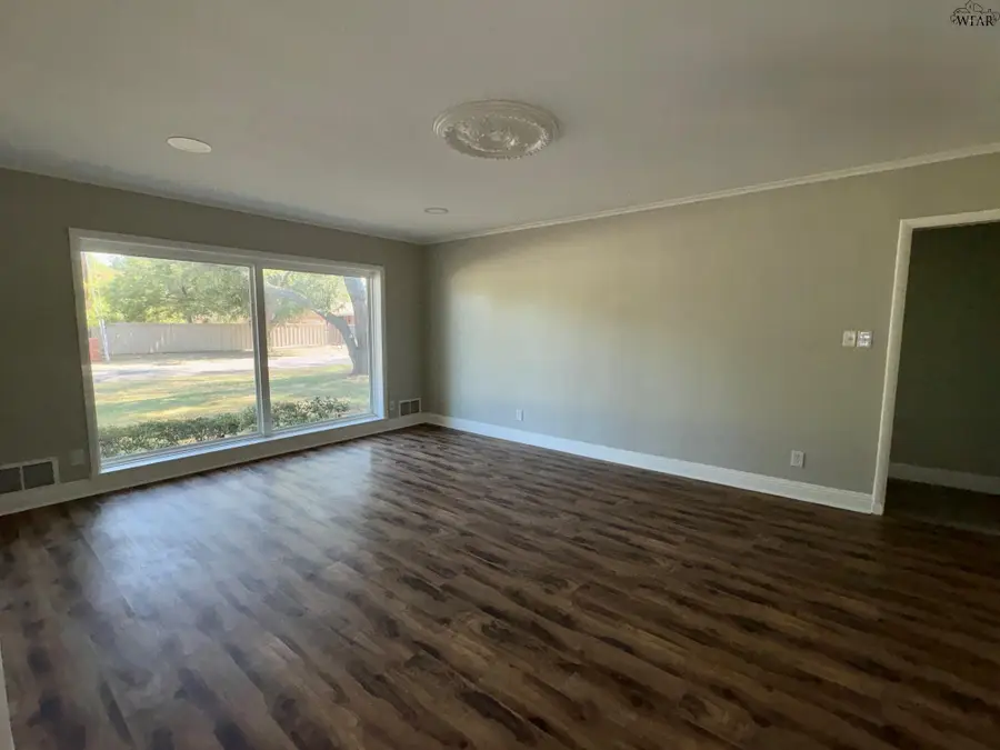 1603 CAROL LANE, Wichita Falls, TX 76302 - #3