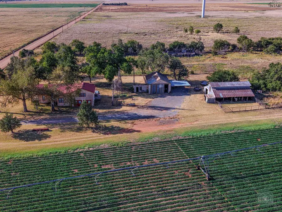 19204 N CR 95, Chillicothe, TX 79225 - #2