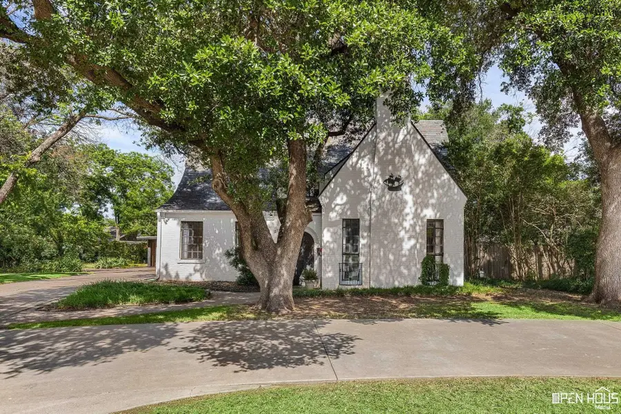 2711 TAFT BOULEVARD, Wichita Falls, TX 76308 - #2
