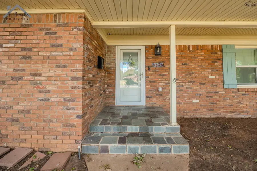4515 UNIVERSITY AVENUE, Wichita Falls, TX 76308 - #3