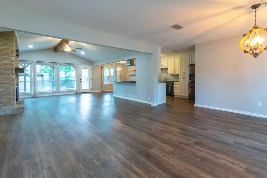 6 DEANNA CIRCLE, Wichita Falls, TX 76302 - #2