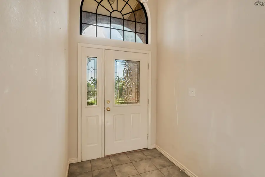 8 BLAZING STAR COURT, Wichita Falls, TX 76310 - #3
