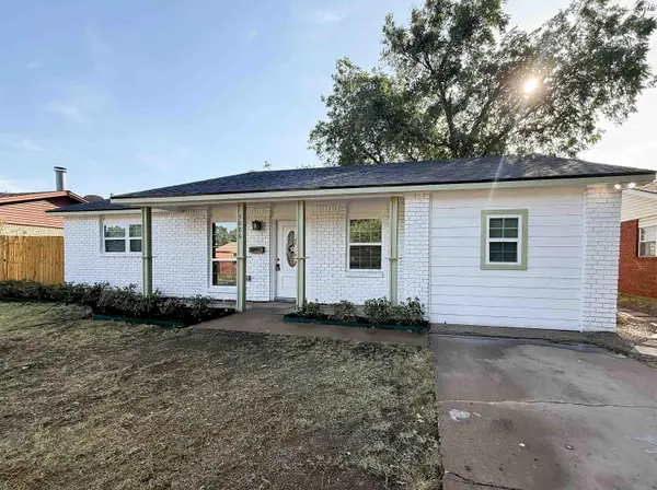 5006 LAKEFRONT DRIVE, Wichita Falls, TX 76310