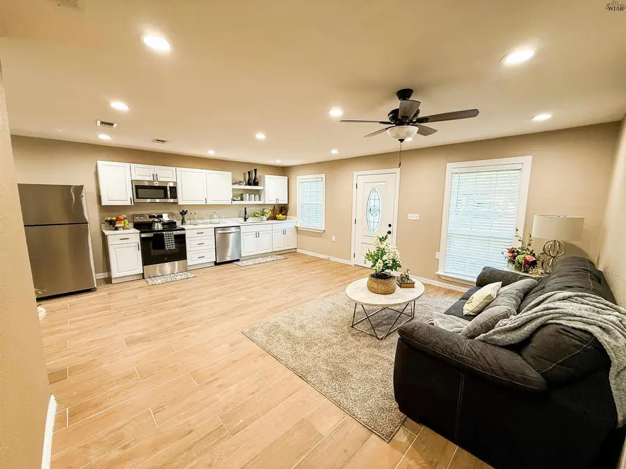5006 LAKEFRONT DRIVE, Wichita Falls, TX 76310 - #2