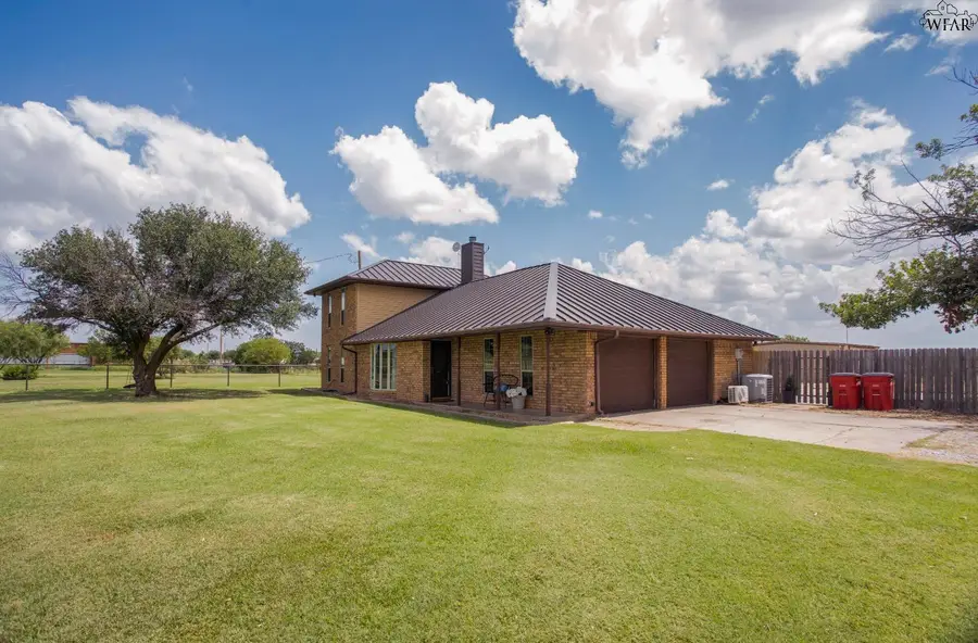 4526 HUFF ROAD, Wichita Falls, TX 76310 - #2