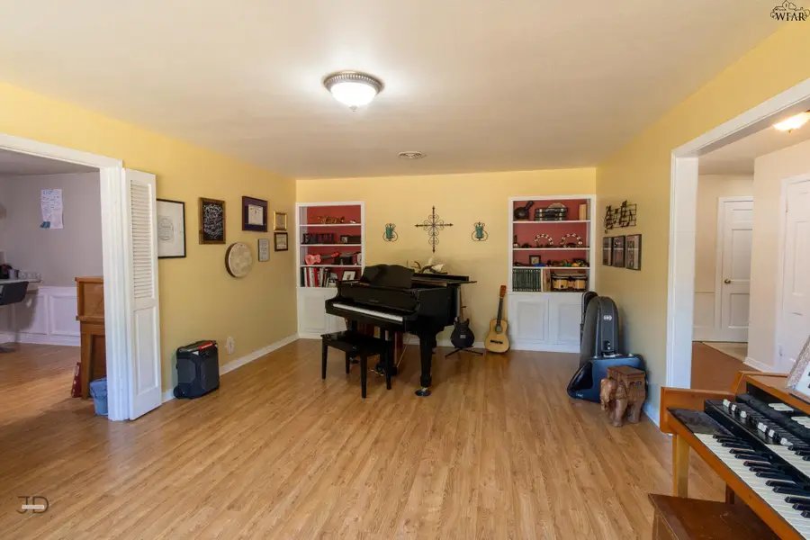 2626 BRETTON ROAD, Wichita Falls, TX 76308 - #2