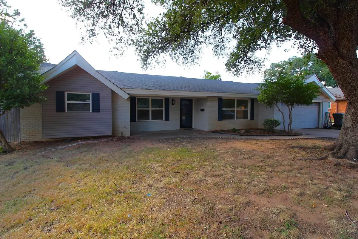 2812 LAMBETH WAY, Wichita Falls, TX 76309 - #1