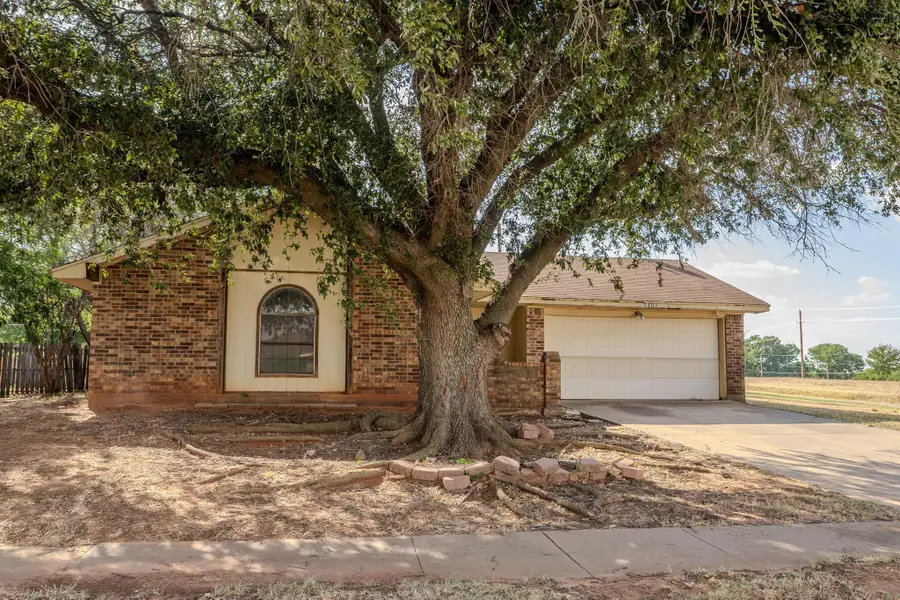 5404 GREENTREE AVENUE, Wichita Falls, TX 76306 - #3