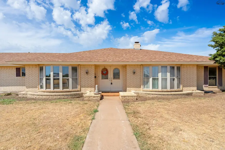 101 MEADOW LANE, Electra, TX 76360 - #2