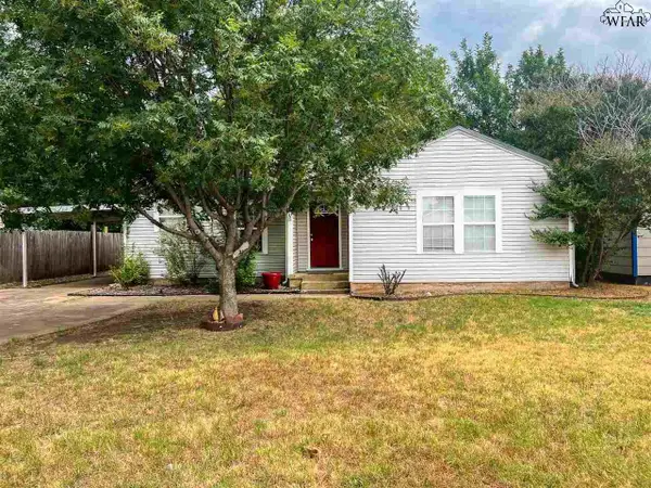 2944 FEATHERSTON AVENUE, Wichita Falls, TX 76308