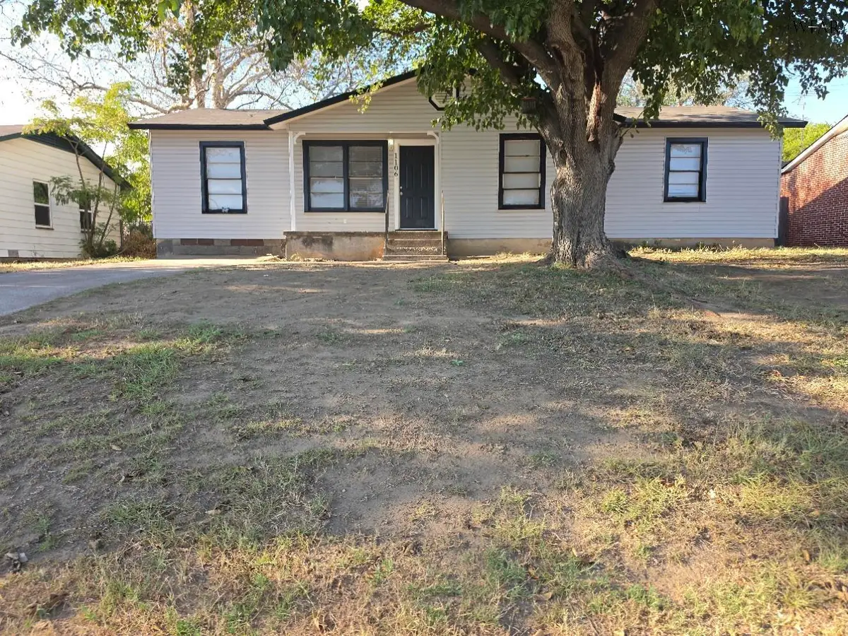 1106 E OMEGA STREET, Henrietta, TX 76365-0000 - #1